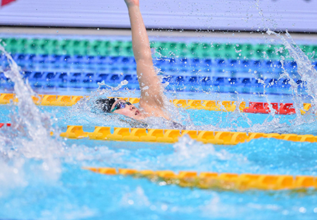 白井璃緒選手