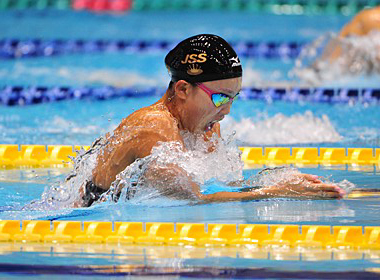 女子100ｍ平泳ぎで優勝した渡部香生子選手（JSS立石）